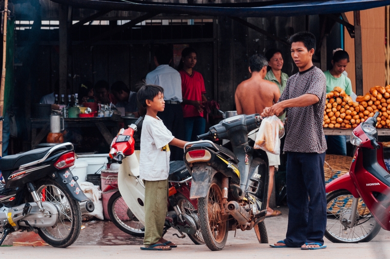 2004 People of Cambodia - Photo 3956