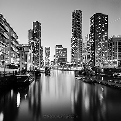 Canary Warf, South Dock after the sunset