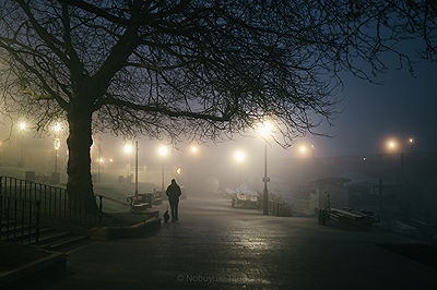 A foggy early morning at Richmond Bridge
