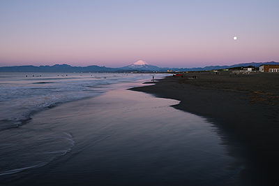Mount Fuji seen from Kugenuma Beach in the early morning before sunrise