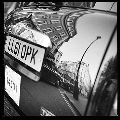 Revisiting London 2012 | Street Photographs I Did Not Choose | Photo:727