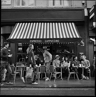 Revisiting London 2012 | Street Photographs I Did Not Choose | Photo:734