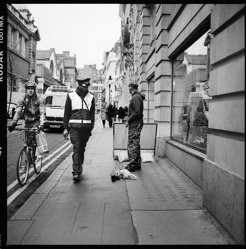 Revisiting London 2012 | Street Photographs I Did Not Choose | Photo:736