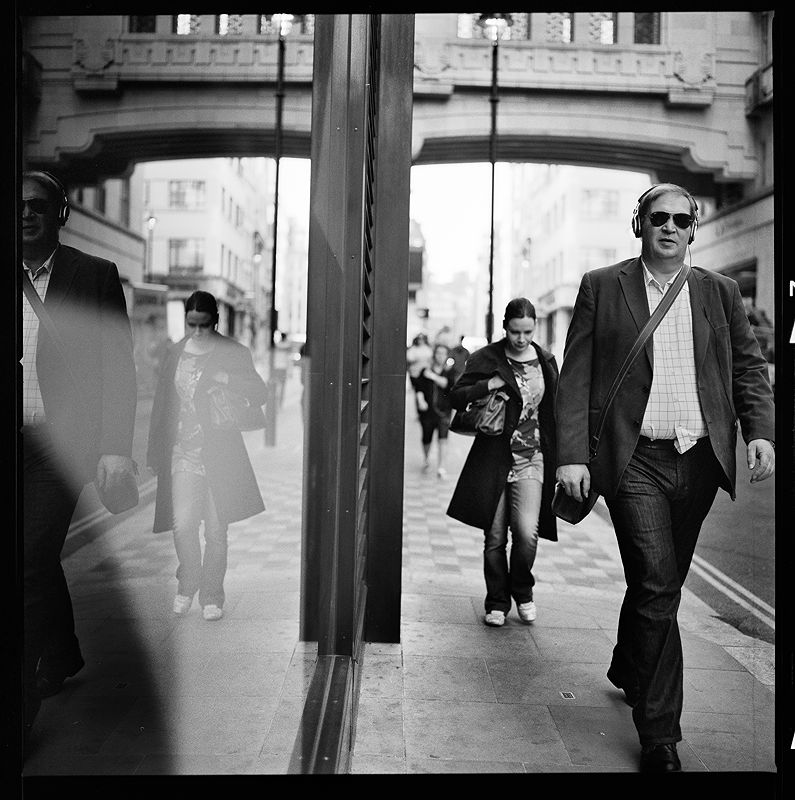 Revisiting London 2012 | Street Photographs I Did Not Choose | Photo:756