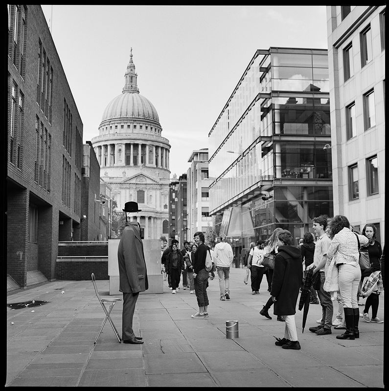 Revisiting London 2012 | Street Photographs I Did Not Choose | Photo:764