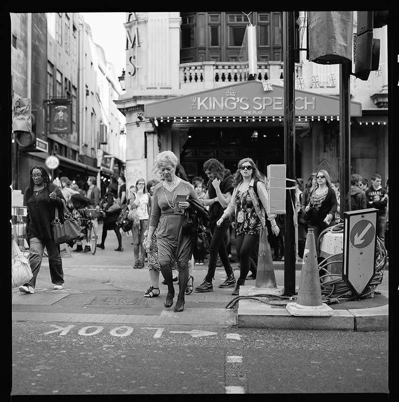 Revisiting London 2012 | Street Photographs I Did Not Choose | Photo:768